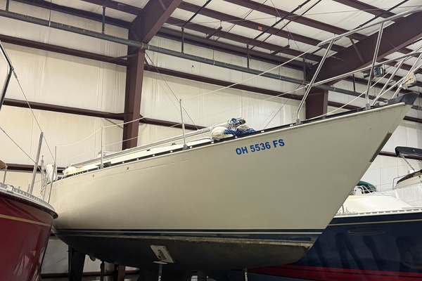 Michigan J 35ft C amp C Yacht For Sale