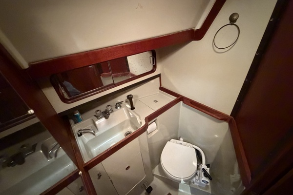 Michigan J 35ft C amp C Yacht For Sale