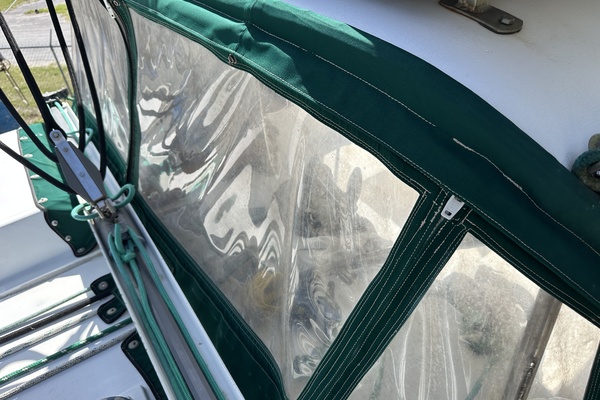 BRICK HOUSE 40ft Valiant Yacht For Sale