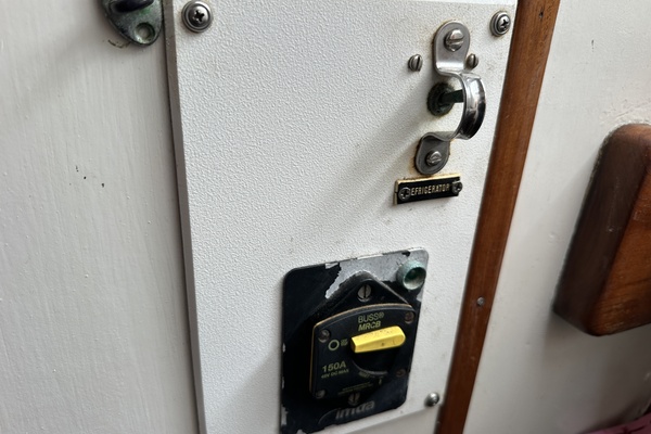 BRICK HOUSE 40ft Valiant Yacht For Sale