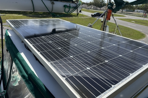 BRICK HOUSE 40ft Valiant Yacht For Sale