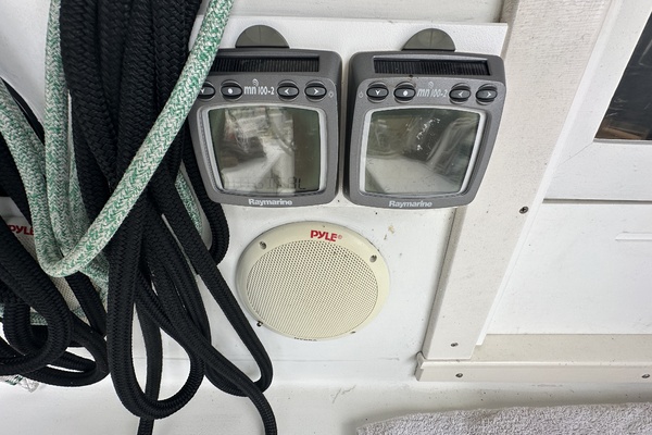 BRICK HOUSE 40ft Valiant Yacht For Sale