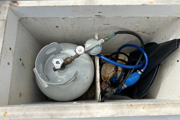 BRICK HOUSE 40ft Valiant Yacht For Sale