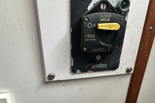 BRICK HOUSE 40ft Valiant Yacht For Sale