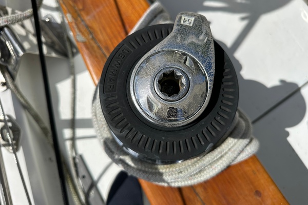 BRICK HOUSE 40ft Valiant Yacht For Sale