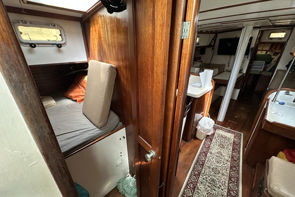 BRICK HOUSE 40ft Valiant Yacht For Sale