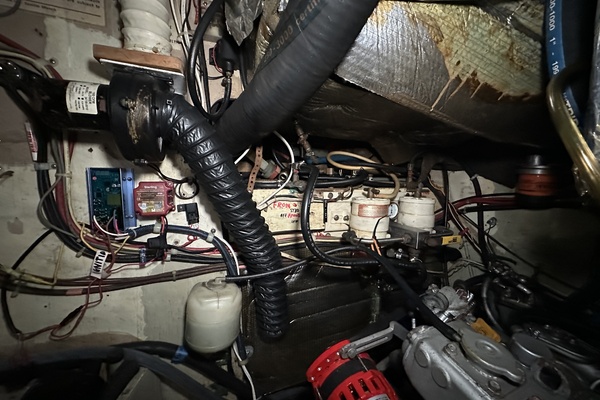 BRICK HOUSE 40ft Valiant Yacht For Sale