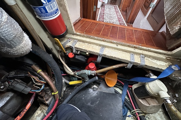 BRICK HOUSE 40ft Valiant Yacht For Sale