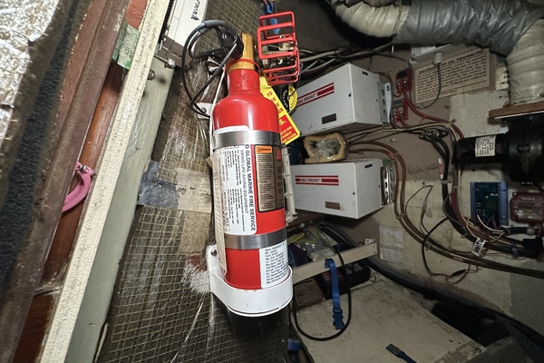 BRICK HOUSE 40ft Valiant Yacht For Sale