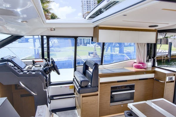 ZIA 37ft Jeanneau Yacht For Sale