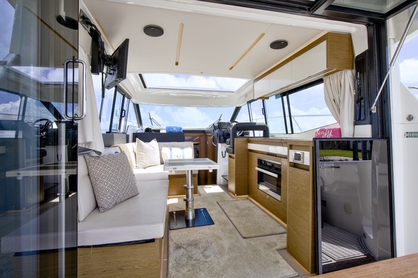 ZIA 37ft Jeanneau Yacht For Sale