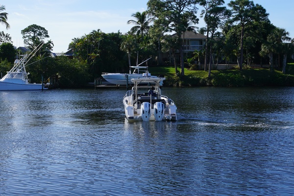 TAKE FIVE 30ft Nimbus Yacht For Sale