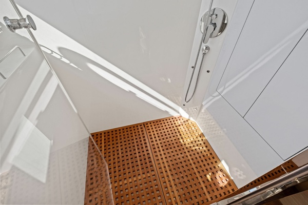 Remarkable I 54ft Aquila Yacht For Sale