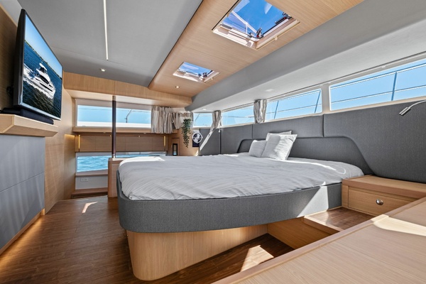 Remarkable I 54ft Aquila Yacht For Sale