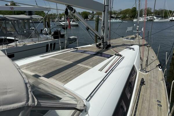 Blue Pearl 60ft Beneteau Yacht For Sale