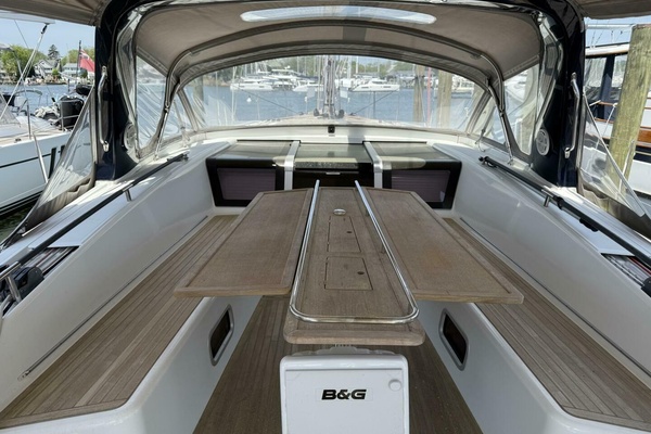 Blue Pearl 60ft Beneteau Yacht For Sale