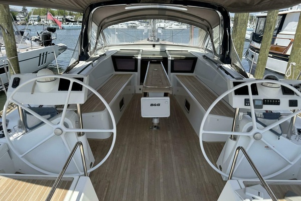 Blue Pearl 60ft Beneteau Yacht For Sale