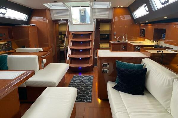 Blue Pearl 60ft Beneteau Yacht For Sale