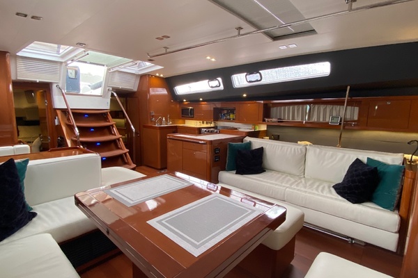 Blue Pearl 60ft Beneteau Yacht For Sale