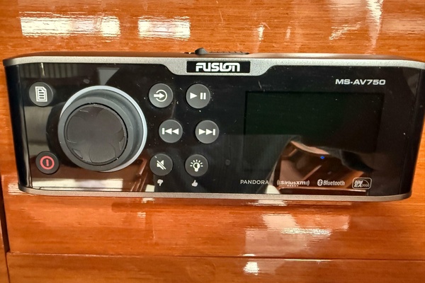 Blue Pearl 60ft Beneteau Yacht For Sale