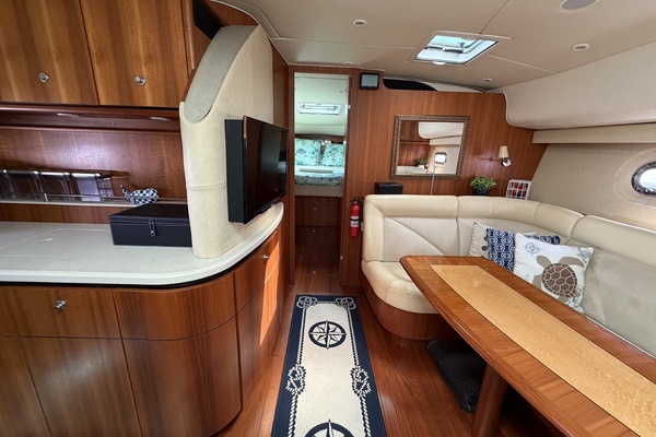2006 Tiara Yachts 43