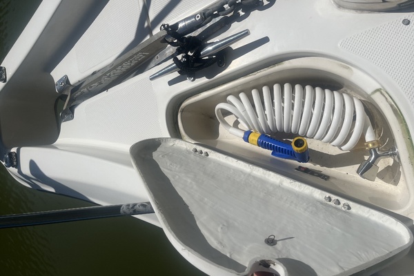 AT EASE 41ft Maxum Yacht For Sale