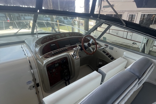 AT EASE 41ft Maxum Yacht For Sale