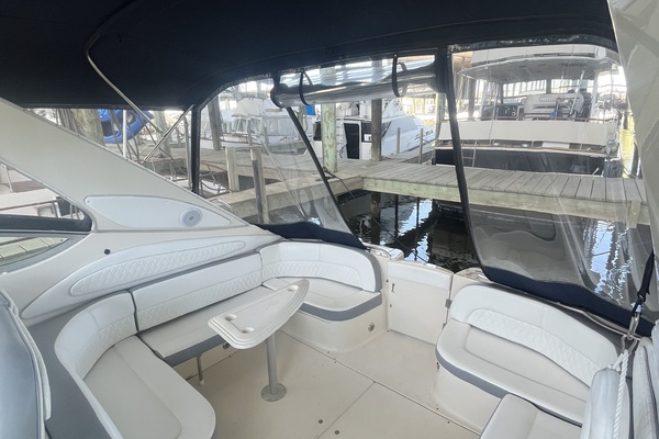 AT EASE 41ft Maxum Yacht For Sale