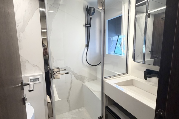 66ft Astondoa Yacht For Sale