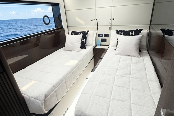 66ft Astondoa Yacht For Sale