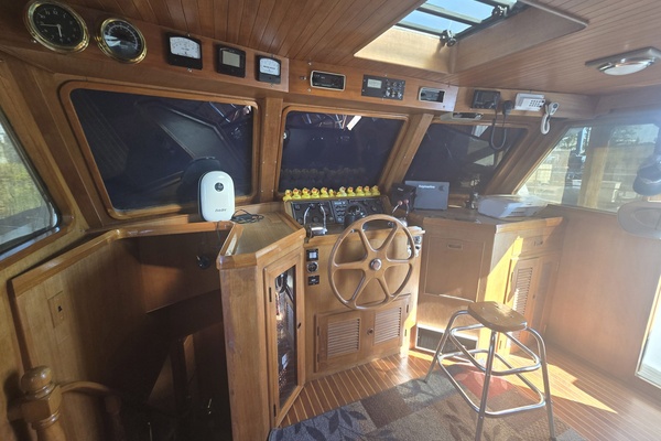 DOS MAS 50ft Ocean Alexander Yacht For Sale