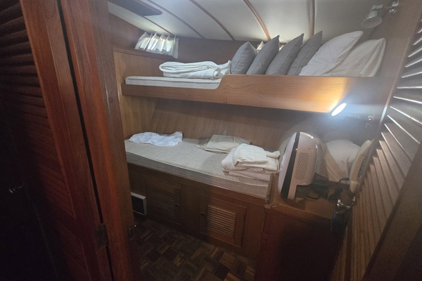 DOS MAS 50ft Ocean Alexander Yacht For Sale