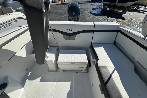 20ft Monterey Yacht For Sale