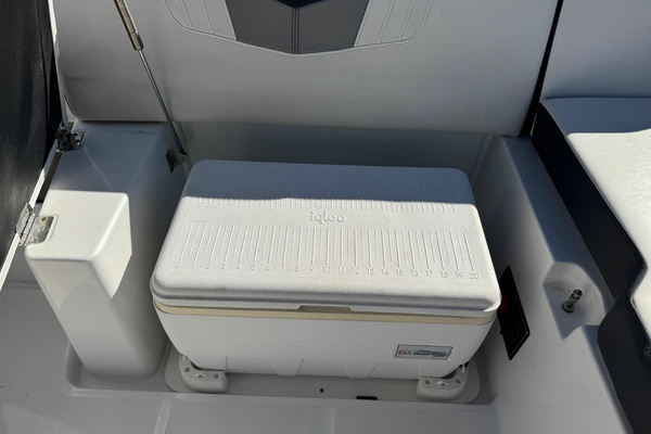 20ft Monterey Yacht For Sale