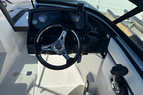 20ft Monterey Yacht For Sale