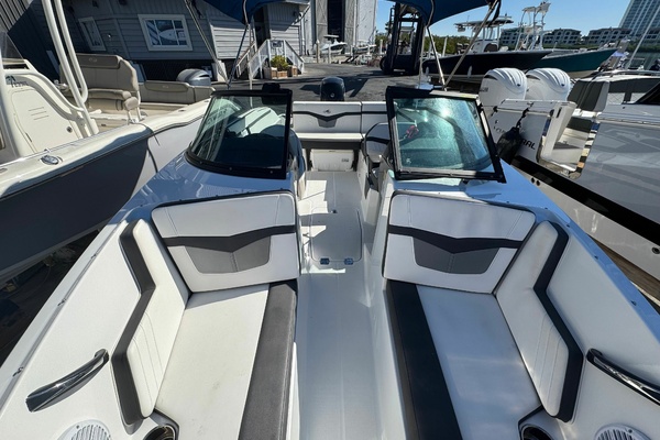 20ft Monterey Yacht For Sale