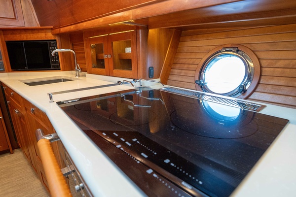 SANDCRAB 66ft Sabre Yacht For Sale