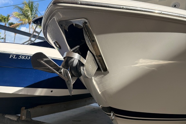 27ft Pursuit Yacht For Sale