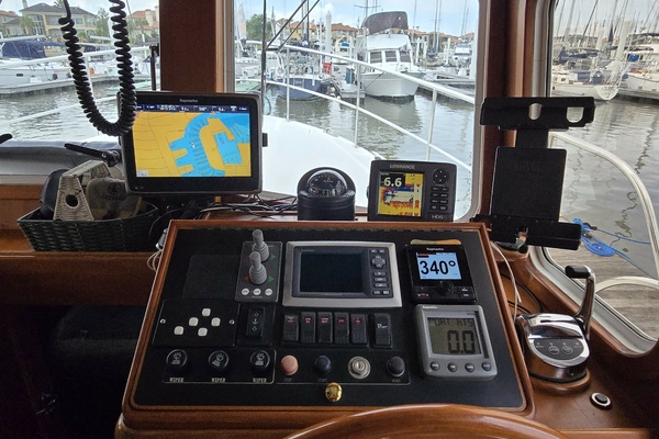 Southern Charm 37ft Mariner Yacht For Sale