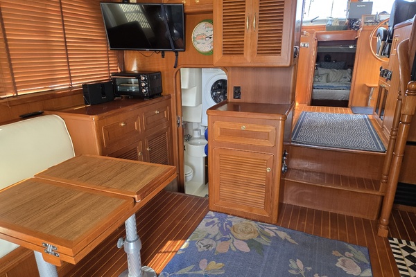 Southern Charm 37ft Mariner Yacht For Sale