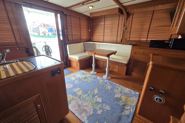 Southern Charm 37ft Mariner Yacht For Sale