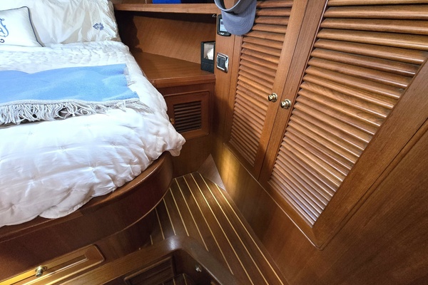 Southern Charm 37ft Mariner Yacht For Sale
