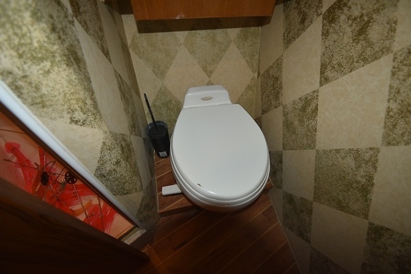 2006 Ocean Yachts 46