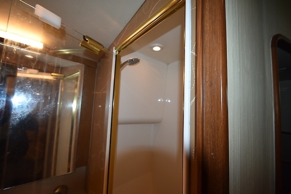 2006 Ocean Yachts 46