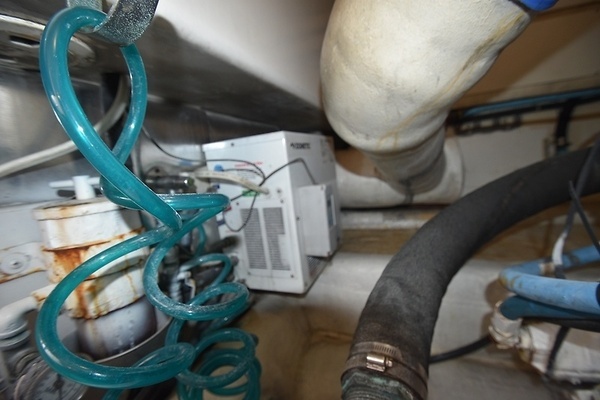 2006 Ocean Yachts 46