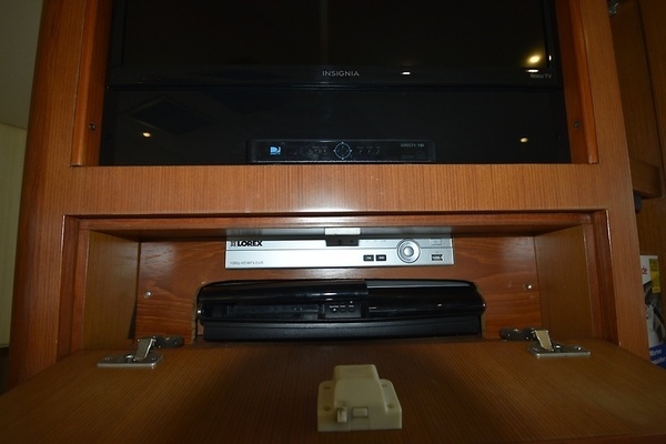 2006 Ocean Yachts 46