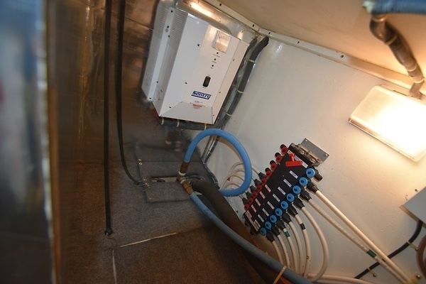 2006 Ocean Yachts 46