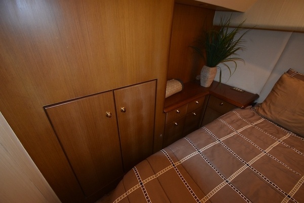 2006 Ocean Yachts 46