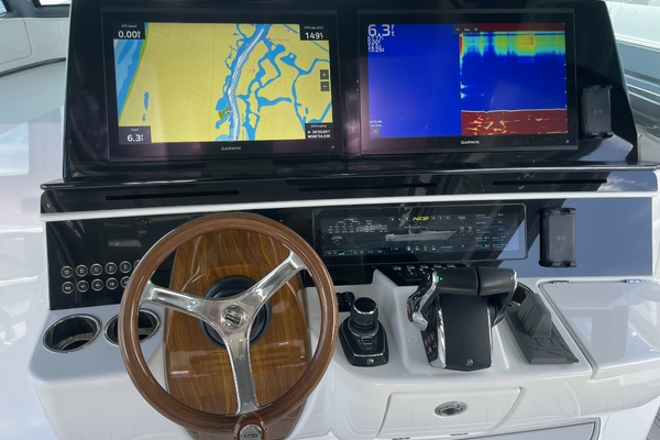 56ft HCB Yacht For Sale