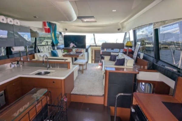 2013 Prestige 55
